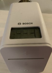 neues Bosch Thermostat Vorne.jpg